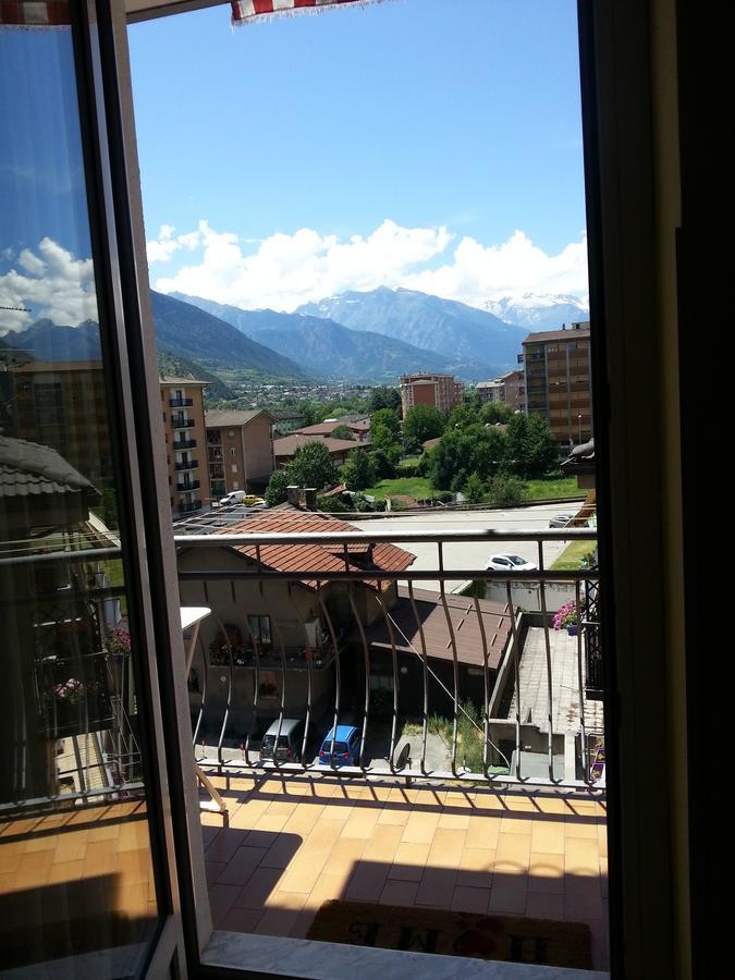 Appartement Arc en ciel à Aoste Extérieur photo